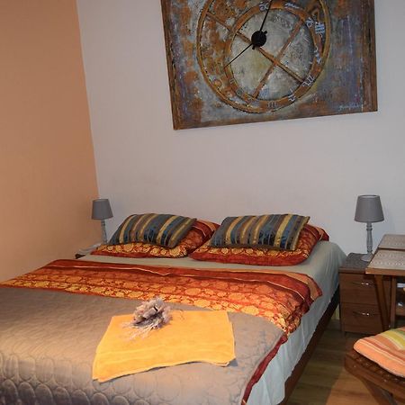 Fatrapark 1 U Sovicky Studio, Kuchynka, Kupelna,S Balkonom Gratis Parkovanie V Podzemnej Garazi Ружомберок Екстериор снимка