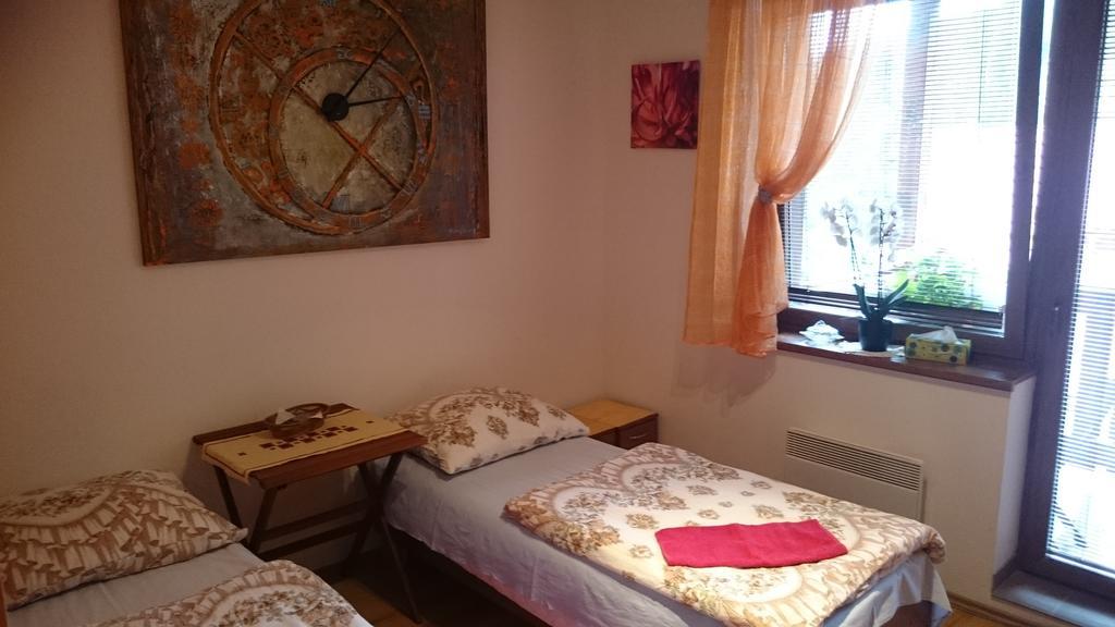 Fatrapark 1 U Sovicky Studio, Kuchynka, Kupelna,S Balkonom Gratis Parkovanie V Podzemnej Garazi Ружомберок Екстериор снимка